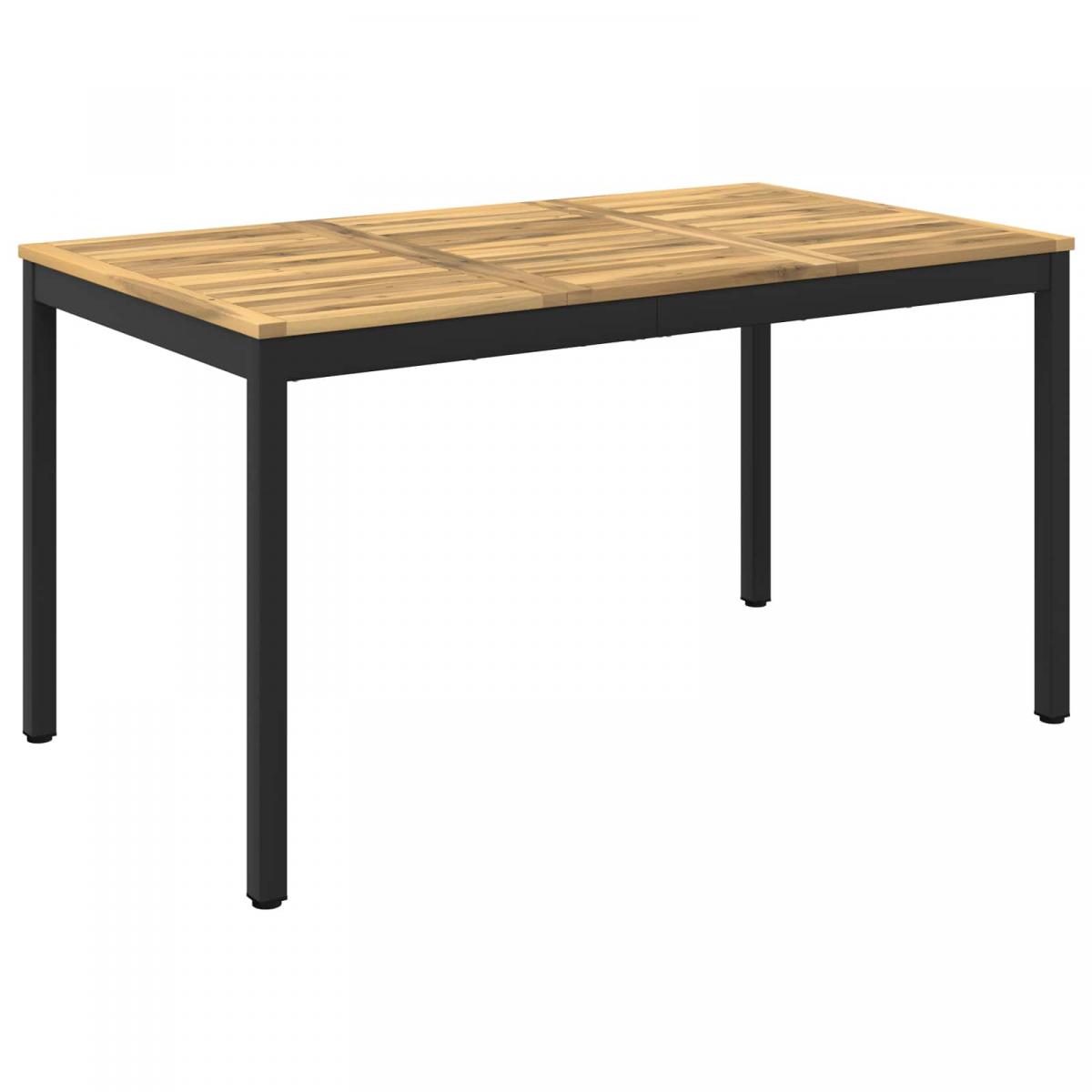 Mesa de cena de jardín