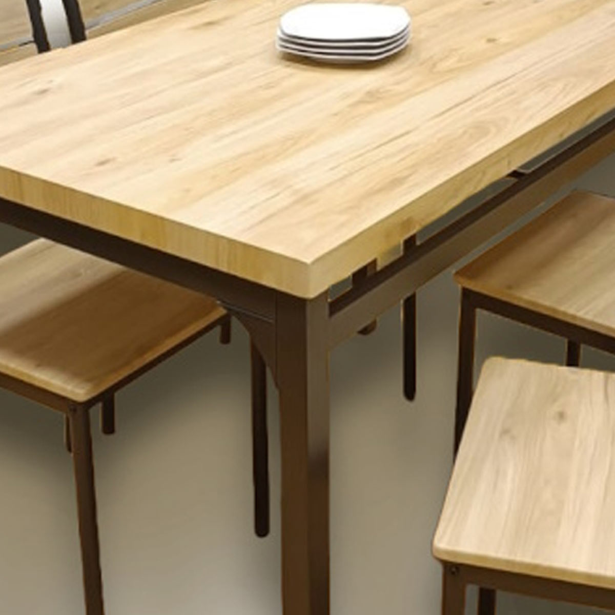 Conjunto mesa + 4 sillas OSAKA