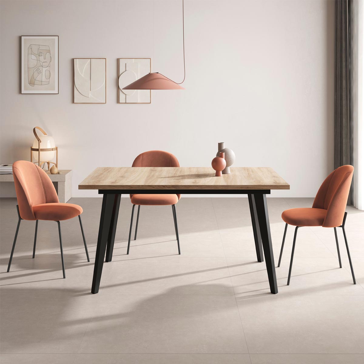 Mesa comedor pata metálica inclinada negra EINAR