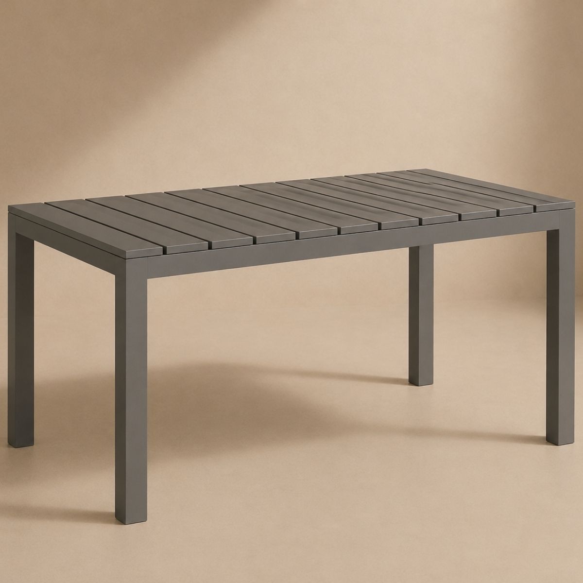 Mesa de comedor modelo EMBER