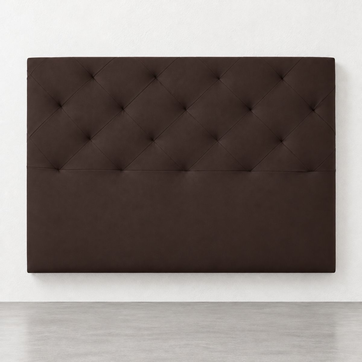 Cabecero tapizado TAU de polipiel chocolate para cama de 150 cm
